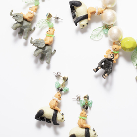 カザリモノ展